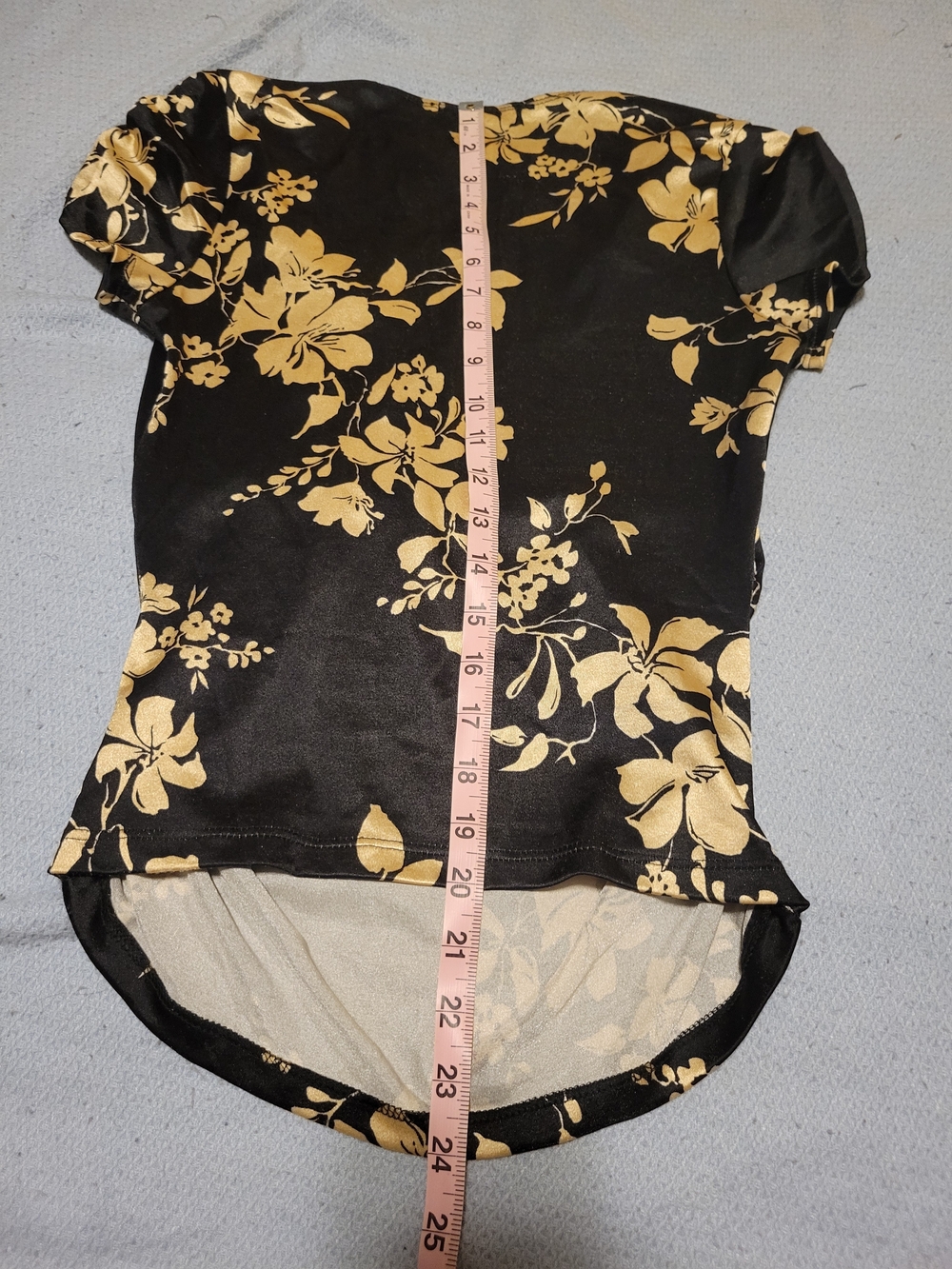 Vintage Forever 21 Black Top with Cream Floral Print & Lace Trim - Picture 11 of 13